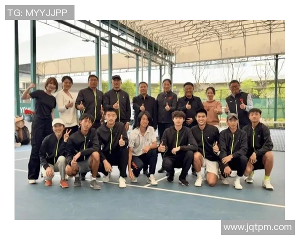 专业解读:重庆网球队的包夹打法 专业解读:重庆网球队的包夹打法