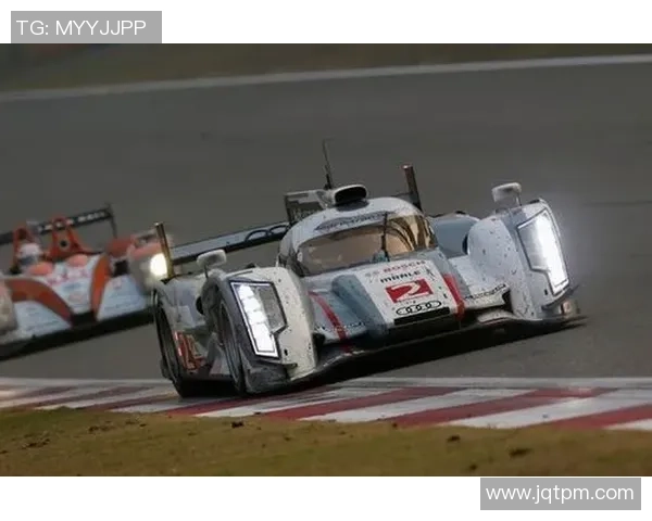 上海足球队在耐力排行榜中荣登第三名展现出强大实力与潜力