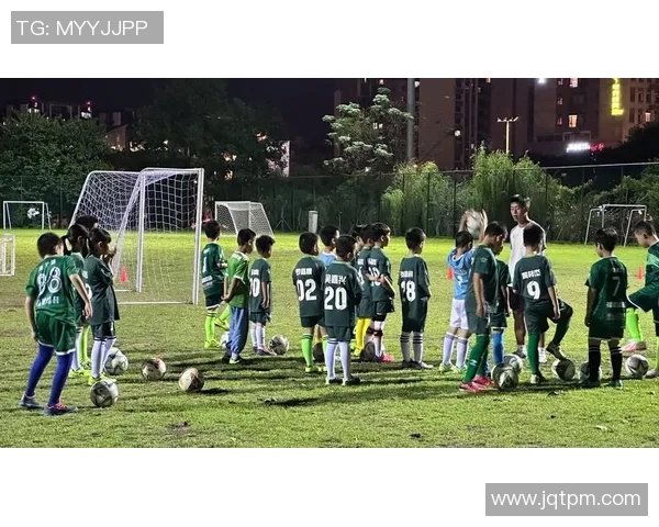 培养足球小明星的少儿教学方法与技巧分享 培养足球小明星的少儿教学方法与技巧分享