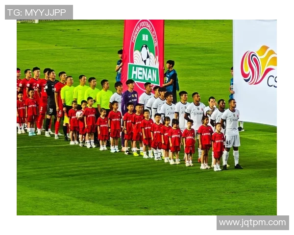 任意球足球公园带你体验激情四射的足球乐趣与团队合作的魅力 任意球足球公园带你体验激情四射的足球乐趣与团队合作的魅力